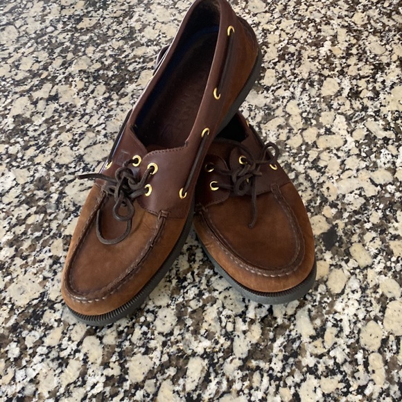 Brown Buck Men's Authentic Original Boat Shoe - Mens 11 - Picture 2 of 2